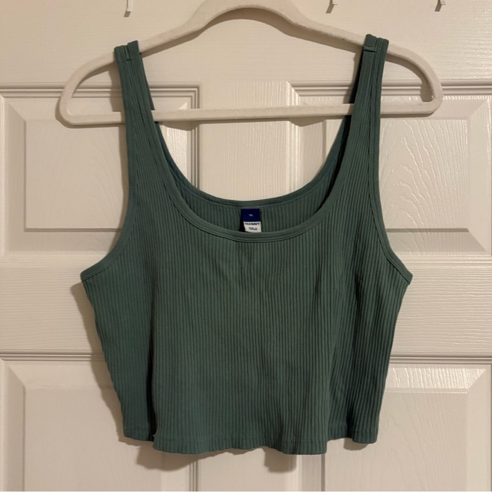 Old Navy Ribbed Scoop Crop Tank - Sage Green